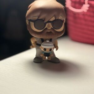 Funko Pop! Alan w/ Baby Carlos